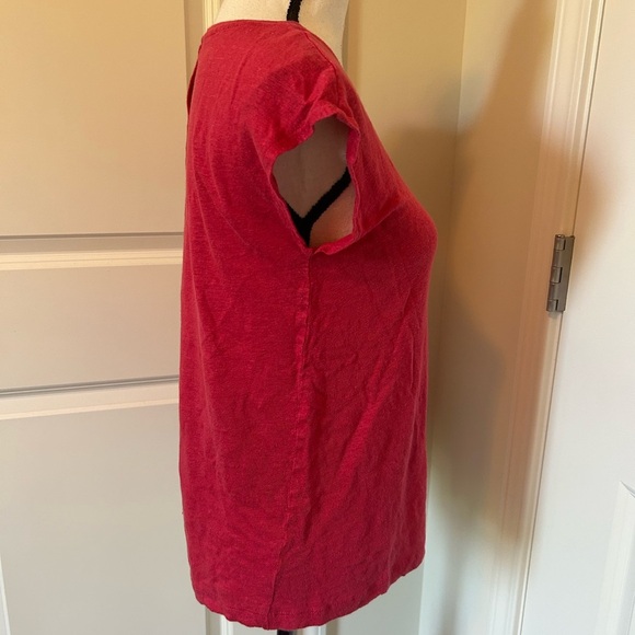 Tahari redish pink crew neck short sleeve linen button down back shirt - Picture 3 of 4